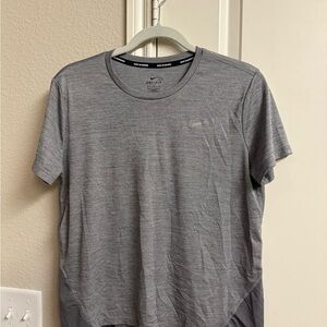 Nike Gray Short Sleeve Tee